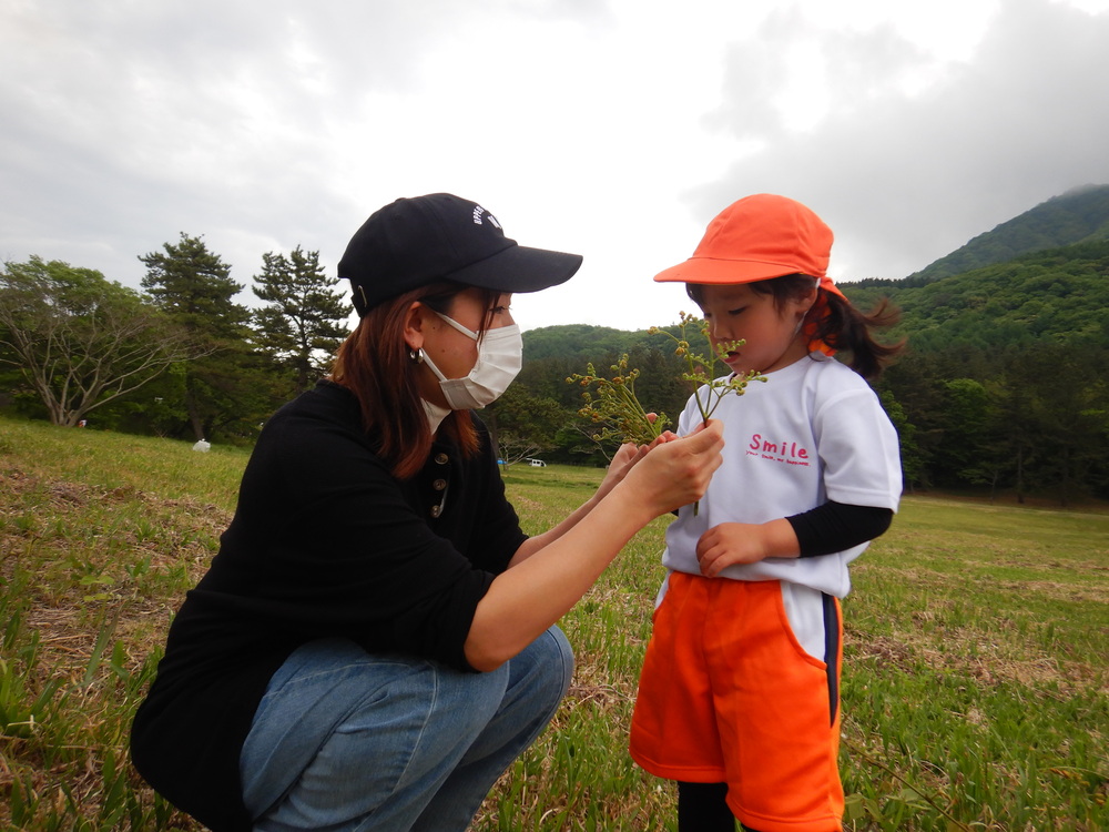 北の原で遊ぶ子ども (7)