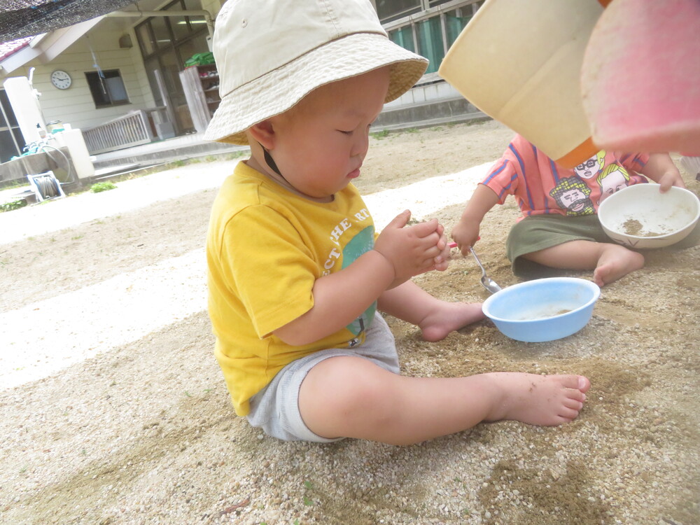 園庭遊びの様子