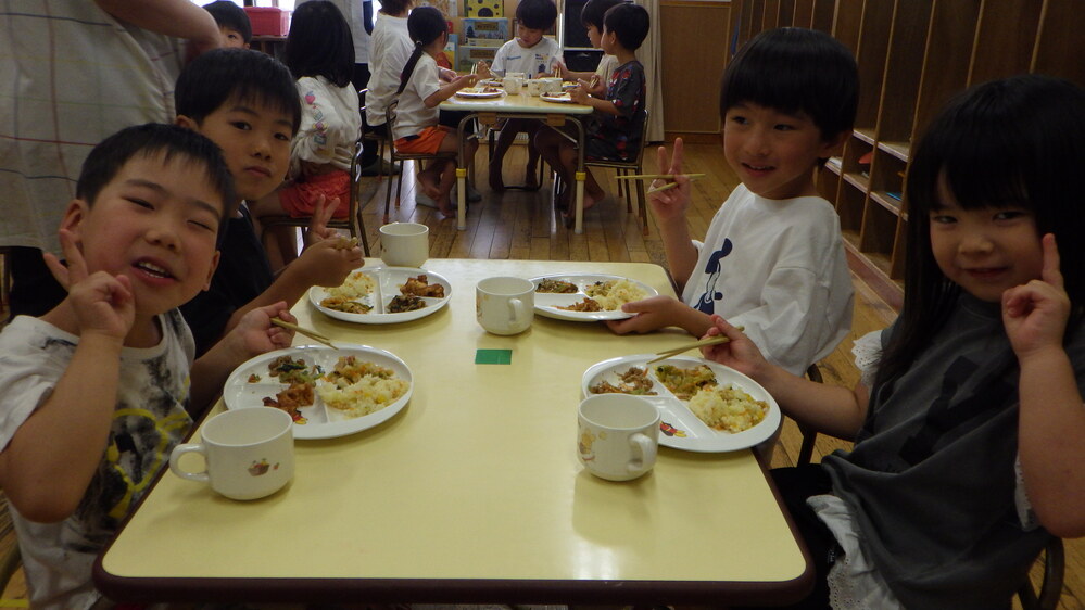 誕生会の様子 (6)