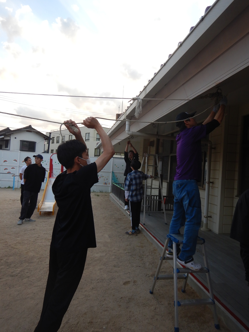 遮光ネット張りの様子 (4)