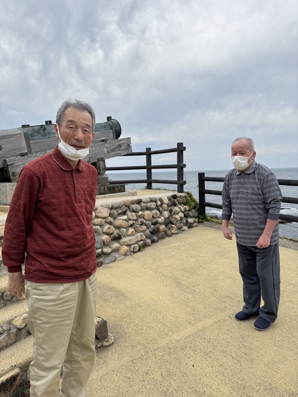 こっち向いています