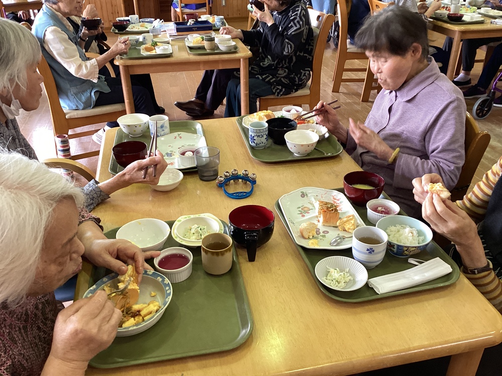 昼食