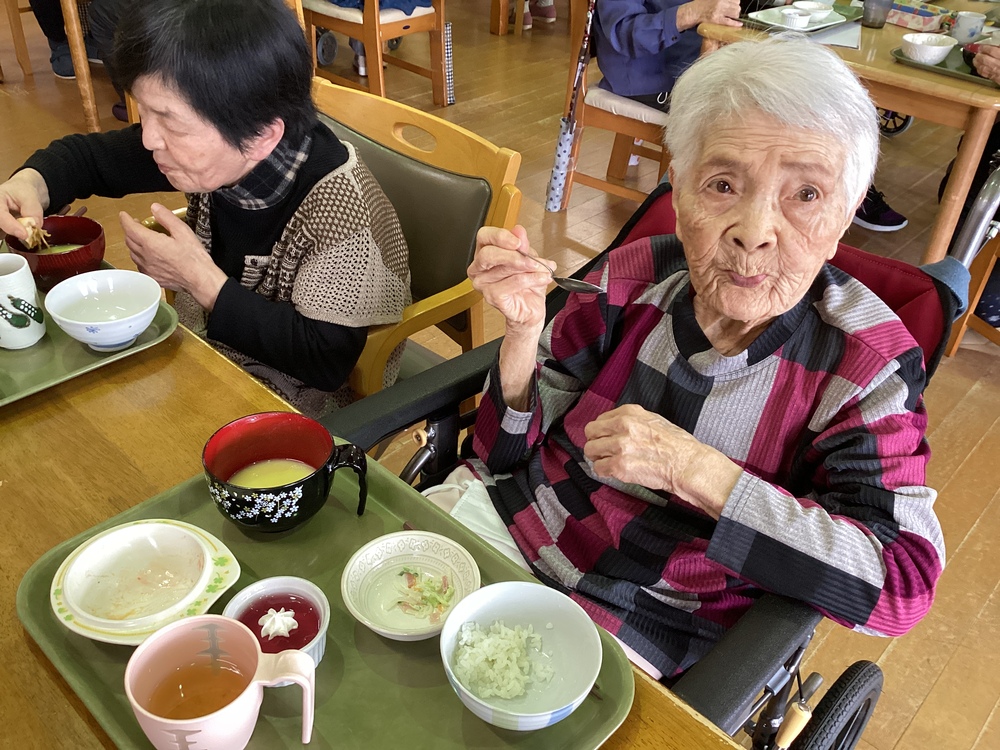 昼食