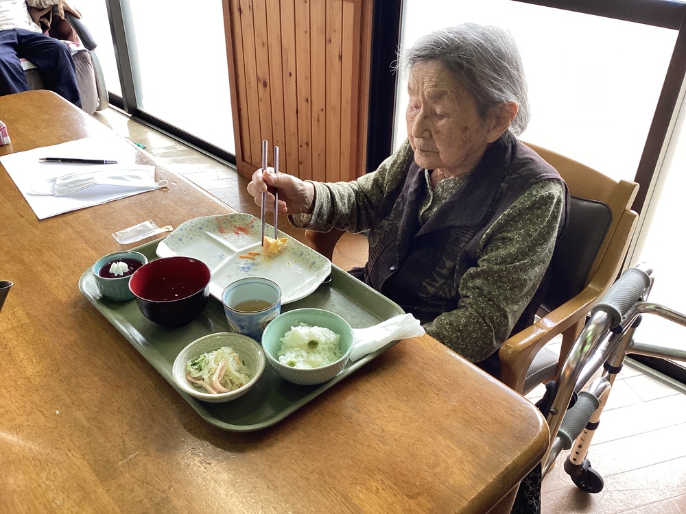 昼食