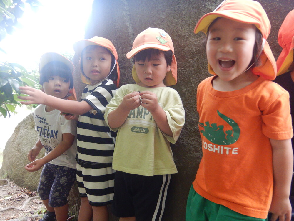宮崎公園で遊ぶ子ども (1)
