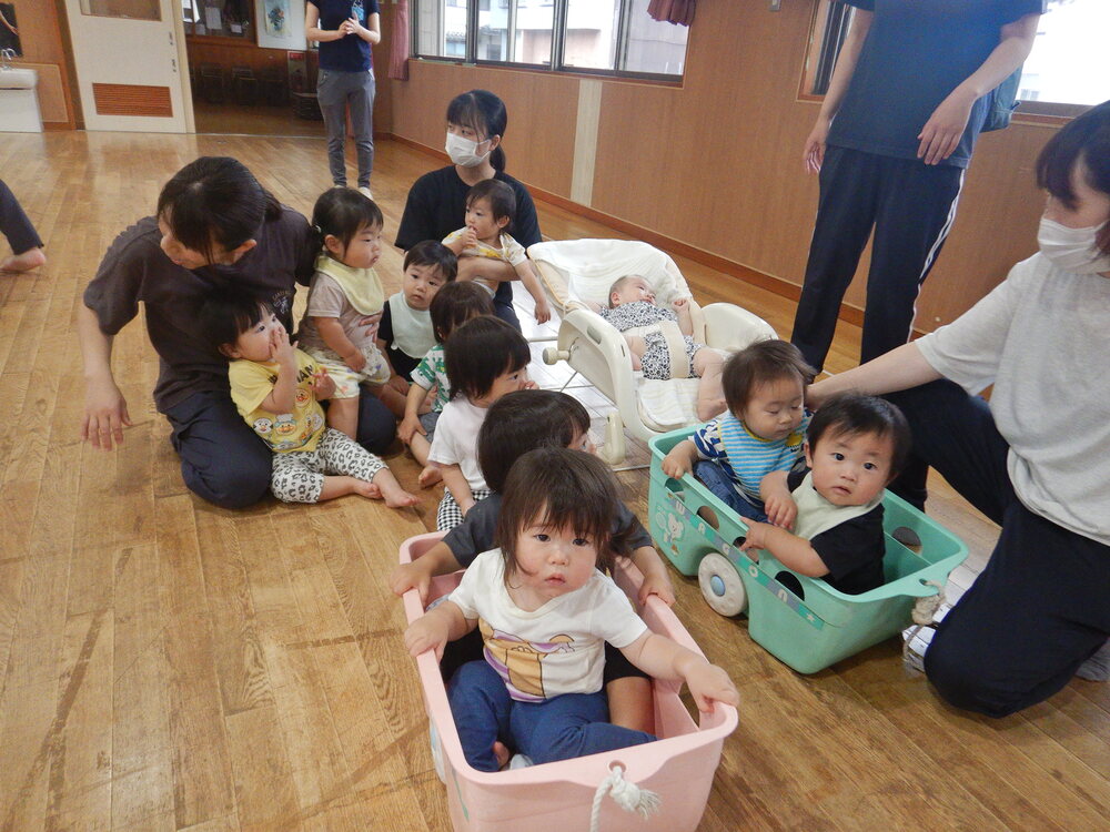 避難訓練の様子 (3)