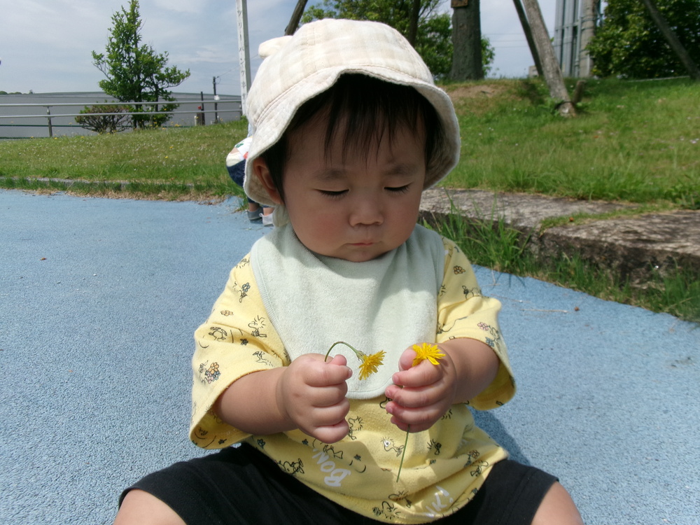 あすてらす公園で遊んでいる