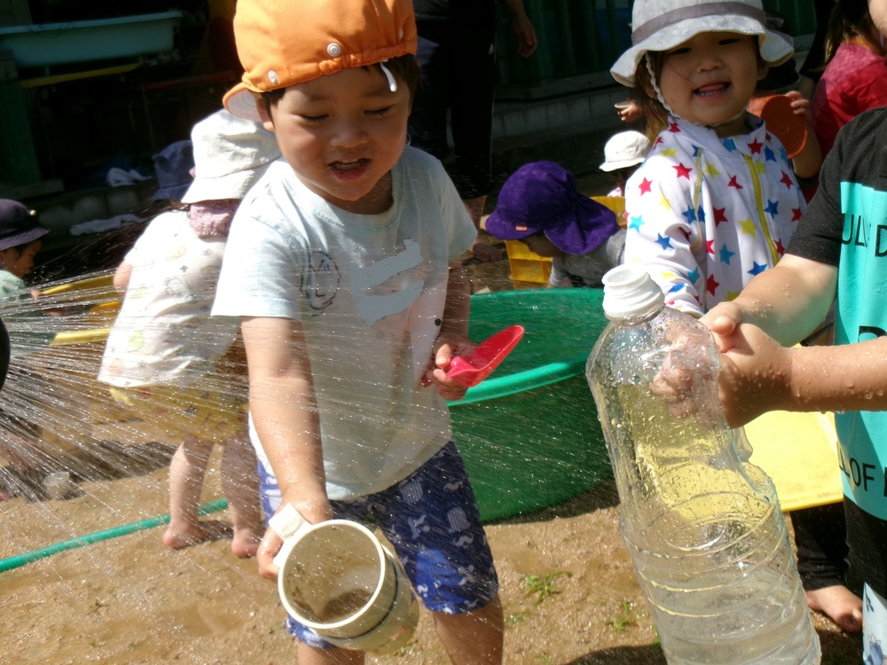 泥んこ遊び