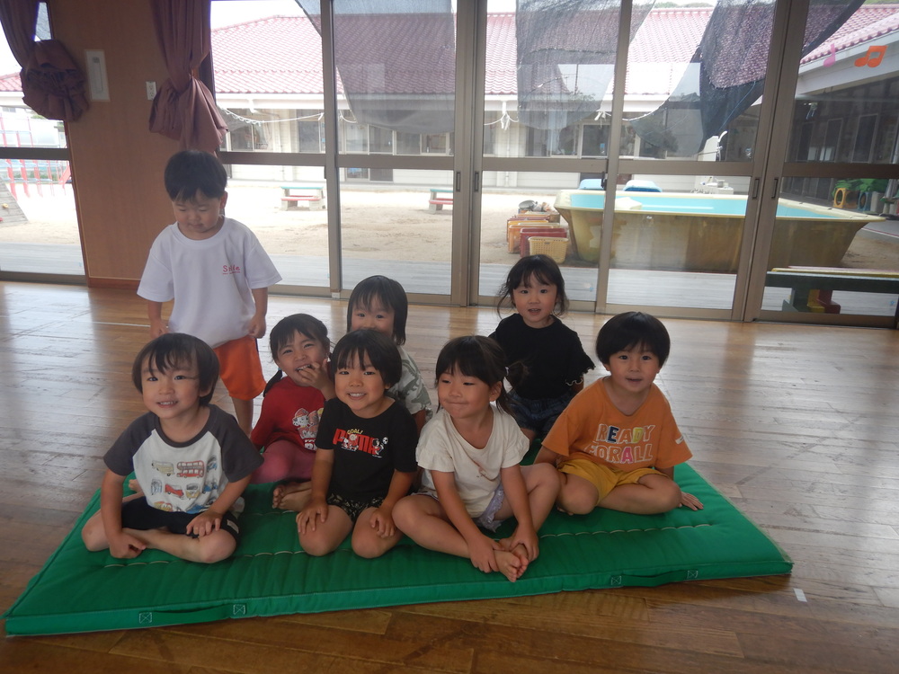 色鬼ごっこ (1)