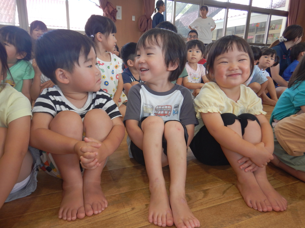 誕生会の様子 (2)