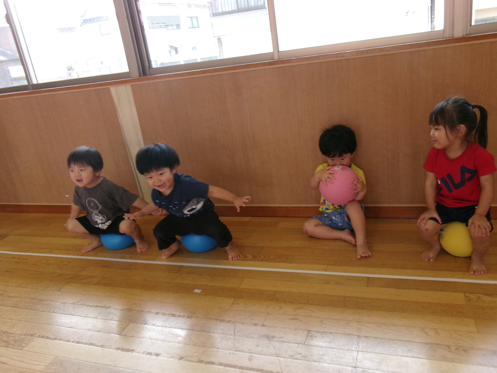 ボール遊びの様子