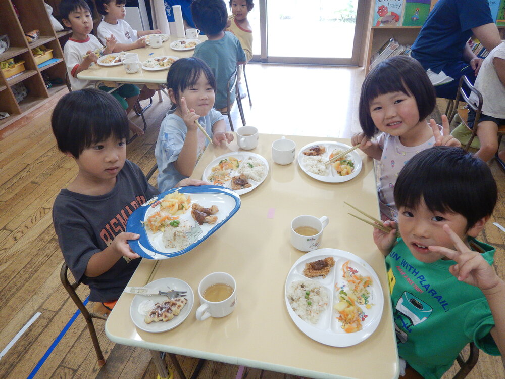 給食