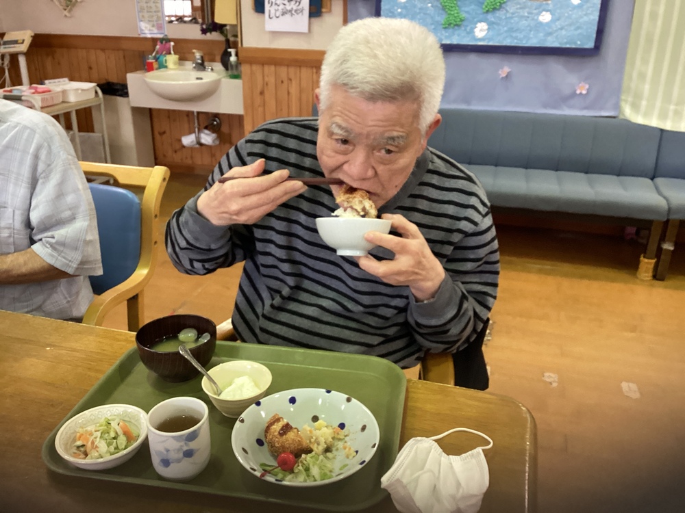 昼食