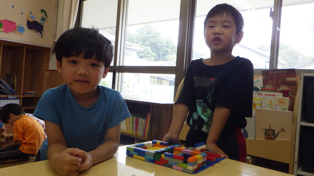室内遊びの様子 (1)
