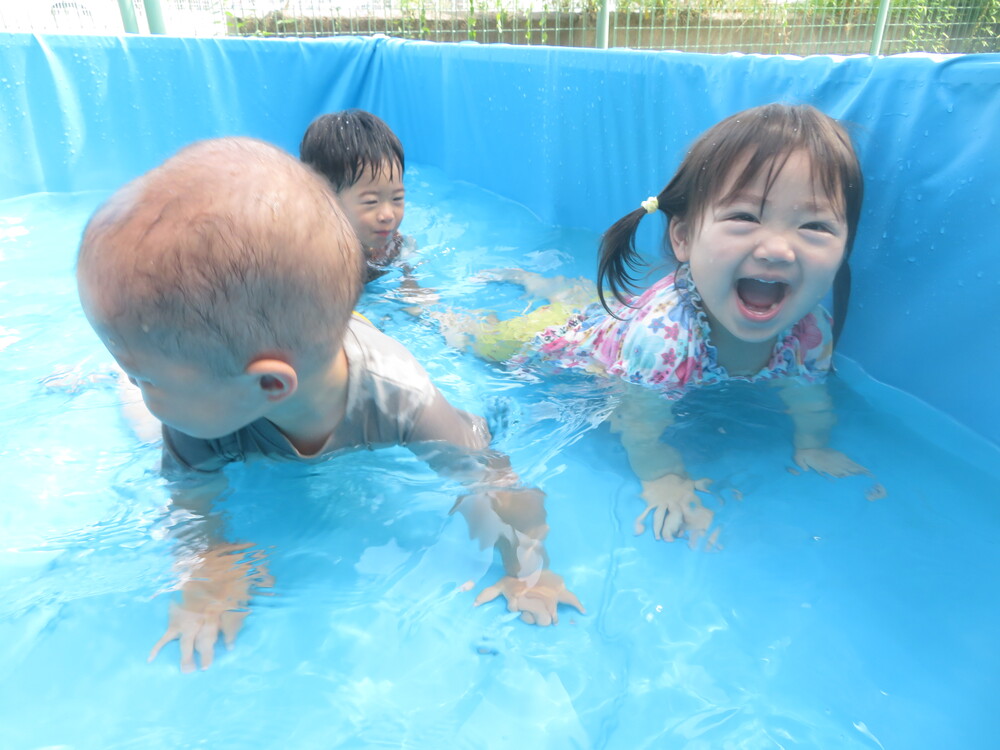 pool (3)