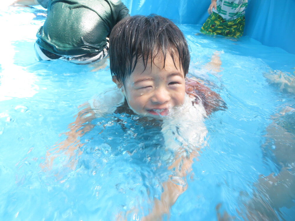 pool (4)