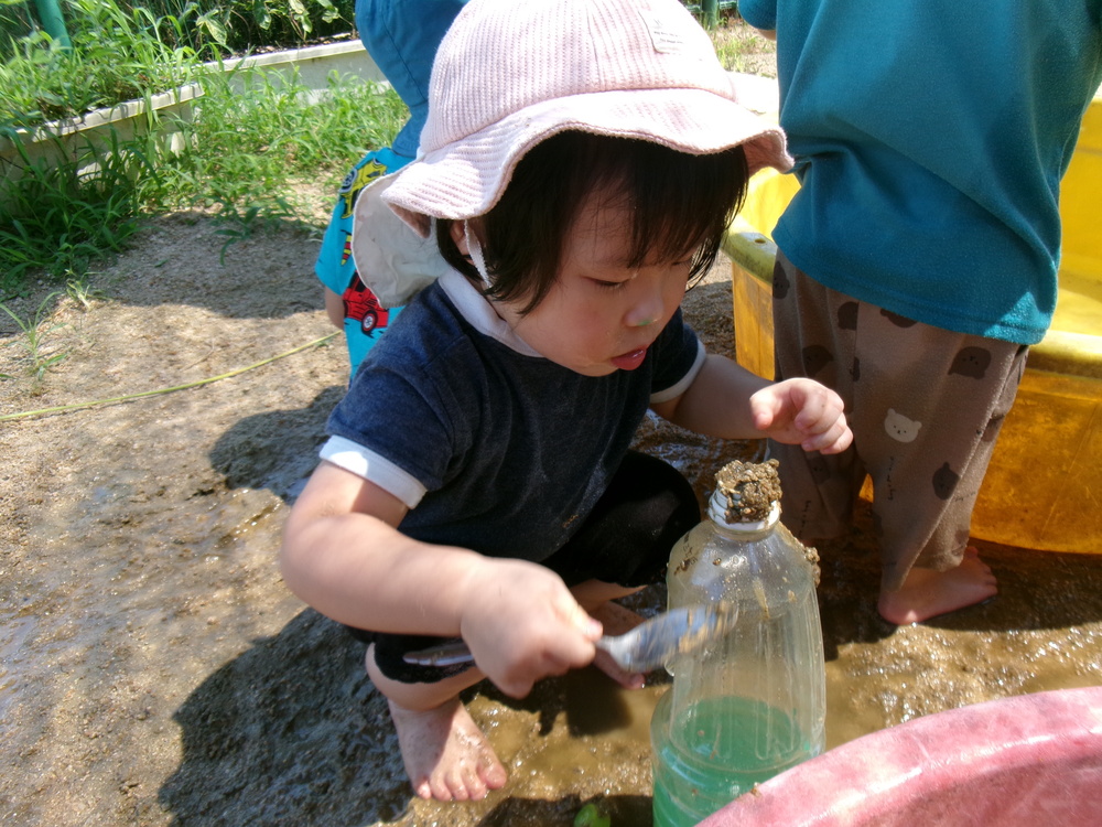 園庭遊びの様子