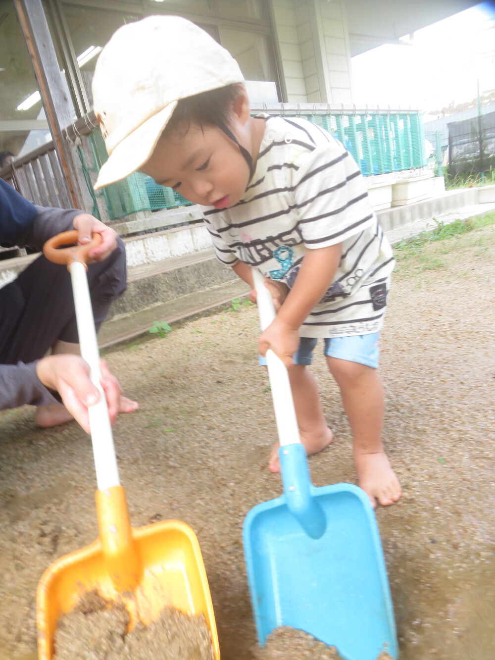 ショベル (2)
