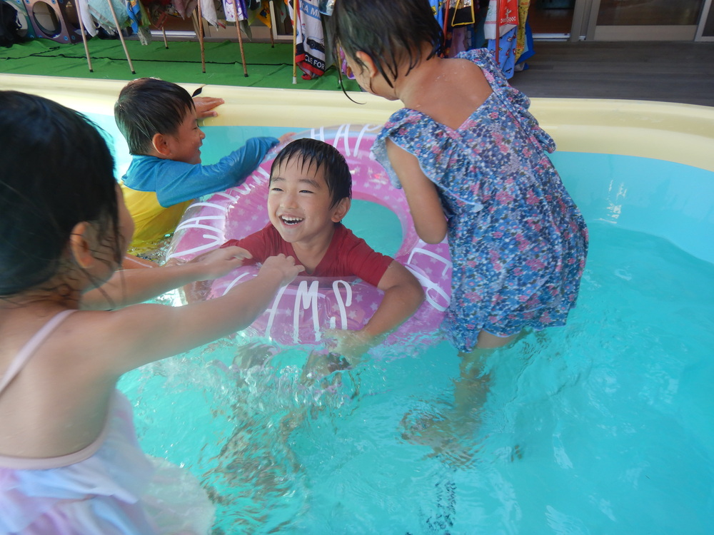 プールの様子２