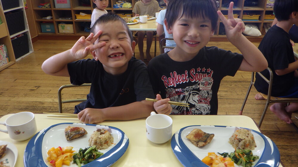 給食の様子