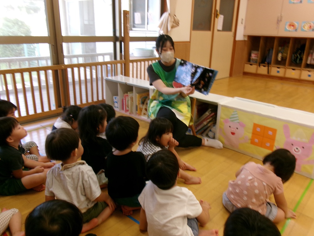 読み聞かせ