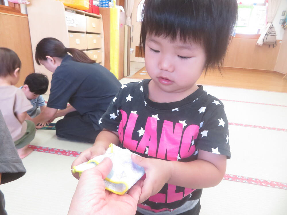 かえるさんとせんたくもの (9)