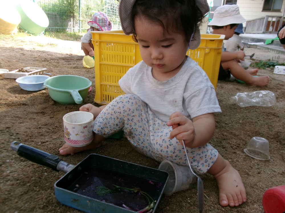 園庭遊び