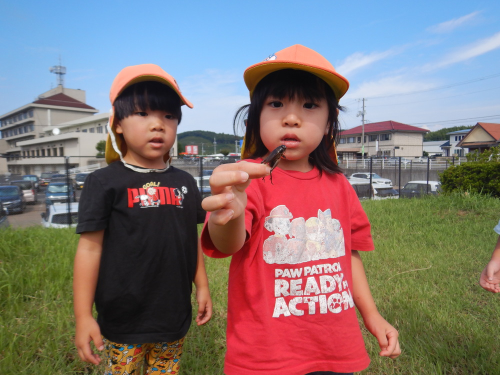 駅北公園で遊ぶ子ども (2)