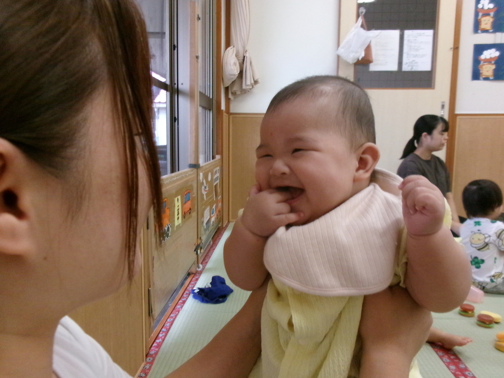 笑顔の様子