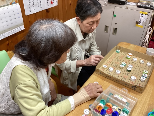 脳トレに一緒に取り組まれています