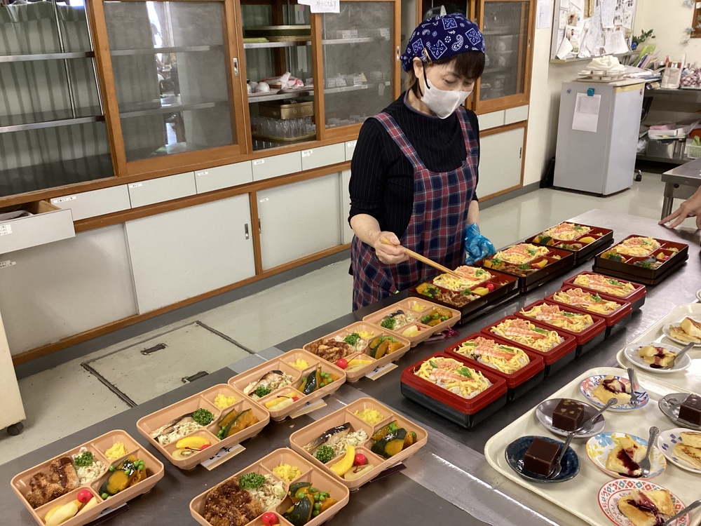 お持ち帰り弁当