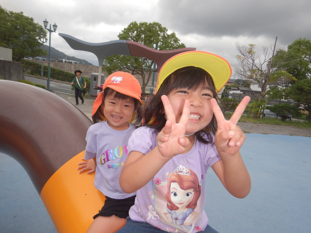 あすてらす公園で遊ぶ子ども (1)