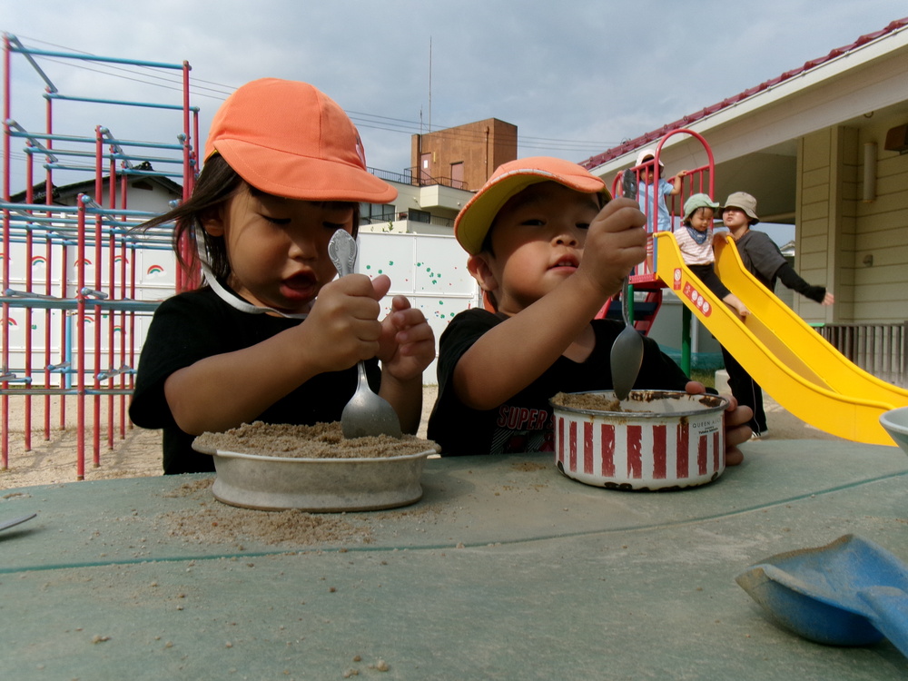 園庭遊び
