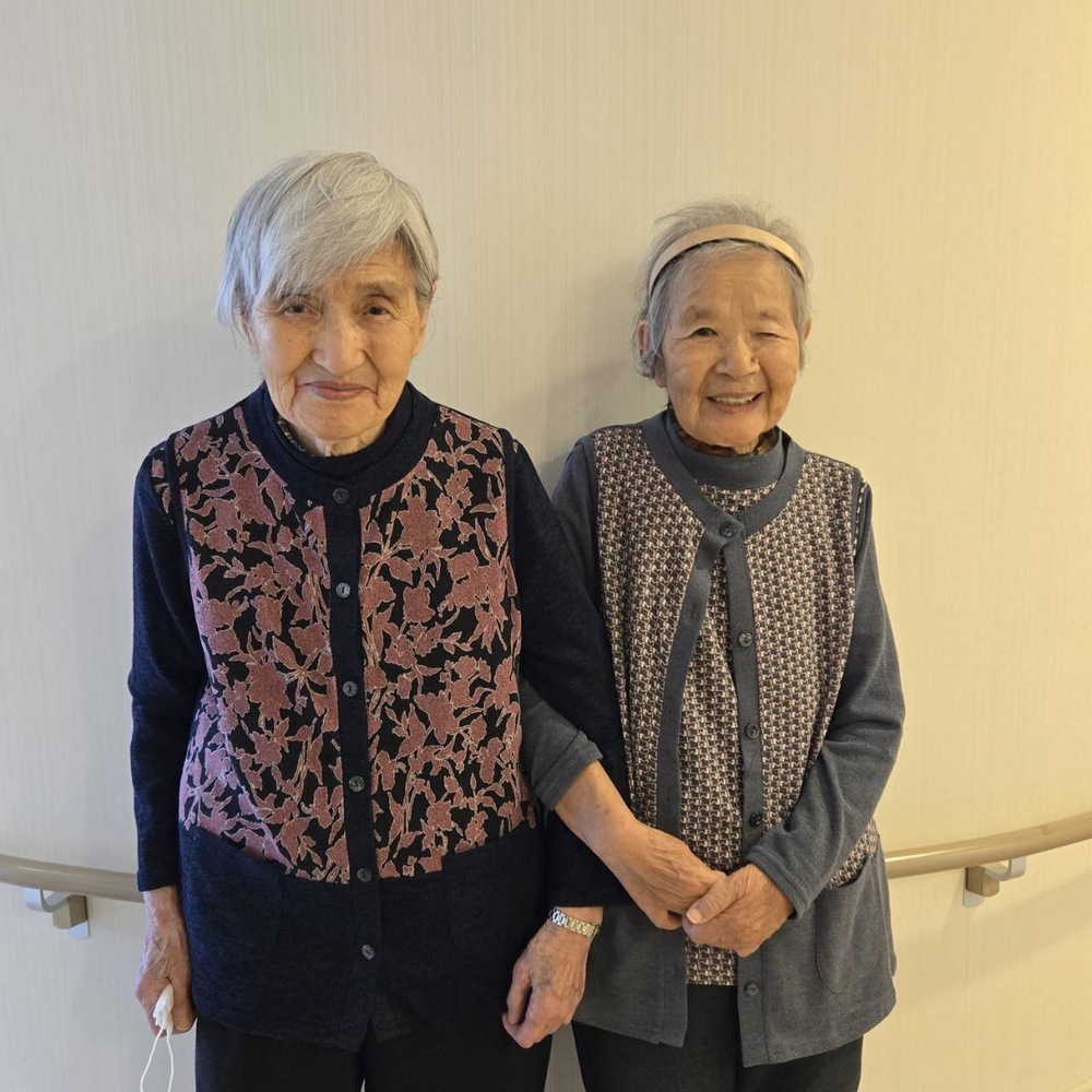 姉妹