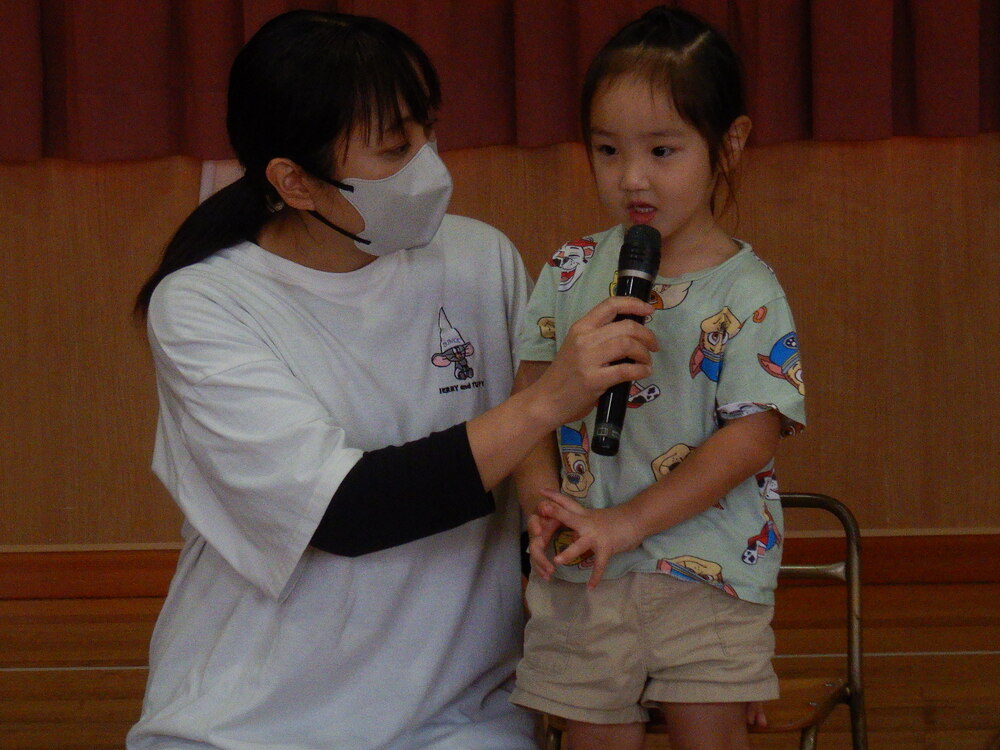 誕生会の様子 (2)