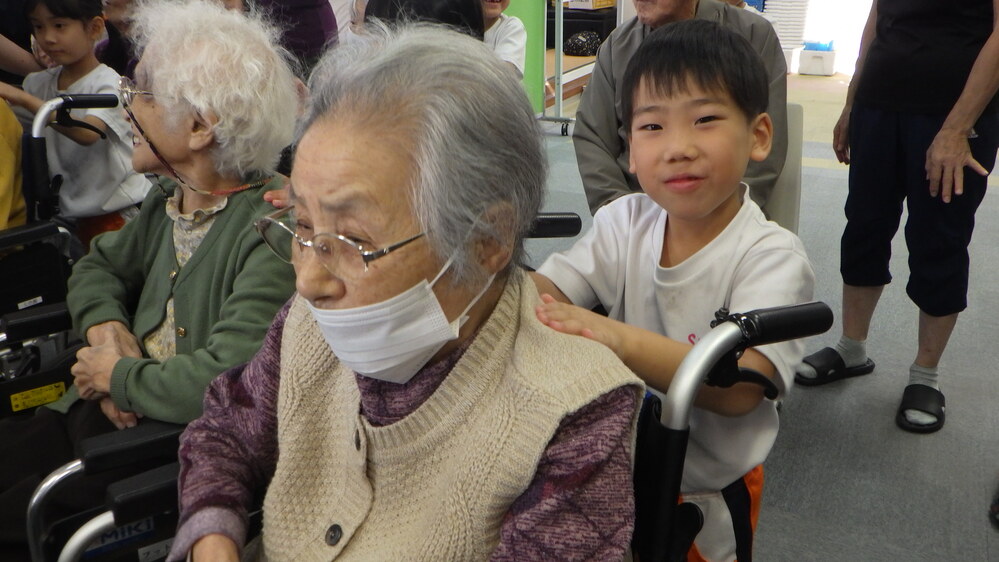 七色館交流の様子 (6)