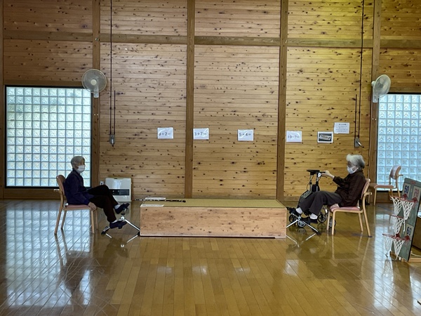 足漕ぎ自転車中