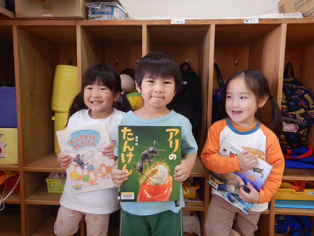 絵本の貸し出し (2)