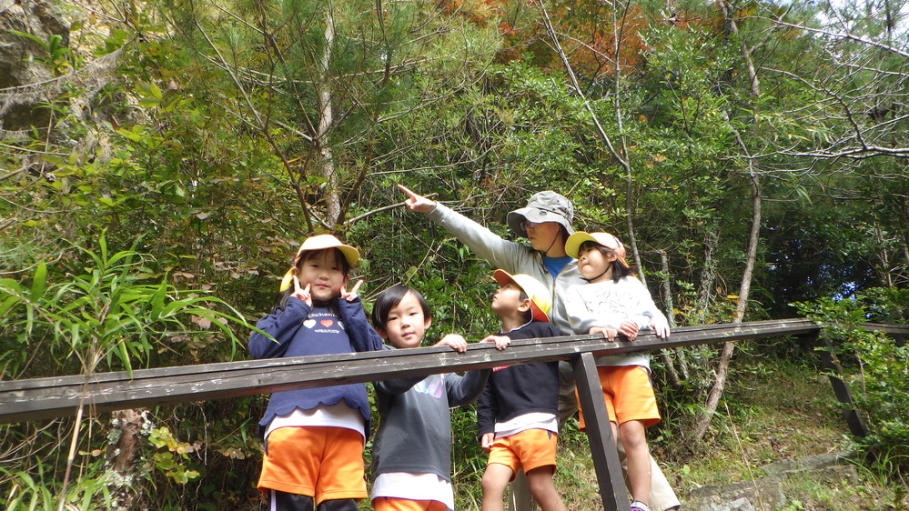 鬼岩見学の様子 (7)