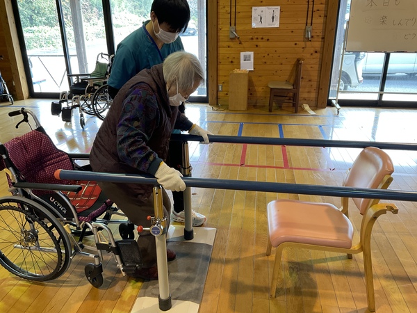 起立しています