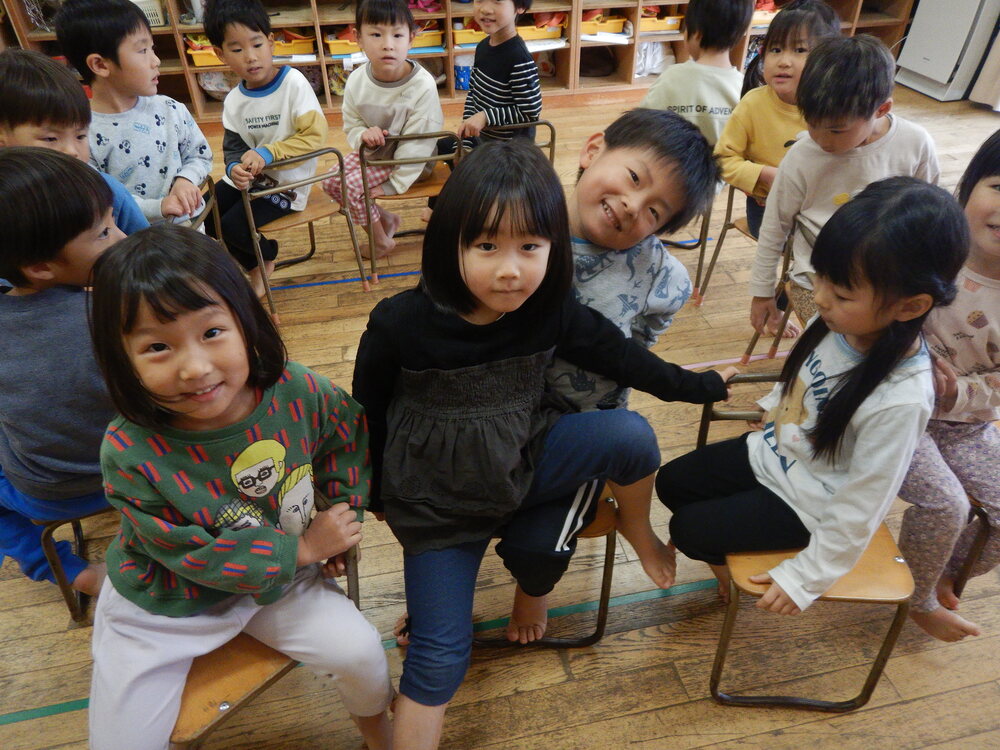 イス取りゲームの様子１