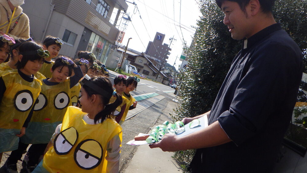 ハロウィンのお礼散歩 (2)