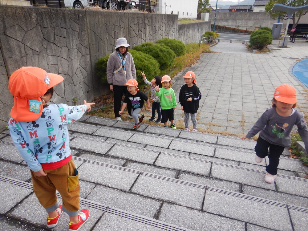 あすてらす公園で遊ぶ子ども (5)