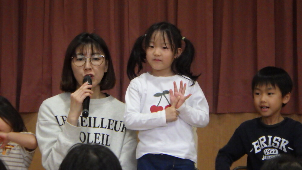 誕生会の様子 (3)