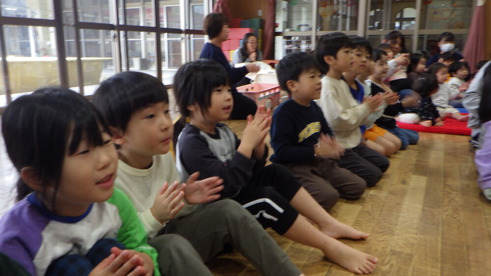 誕生会の様子 (6)