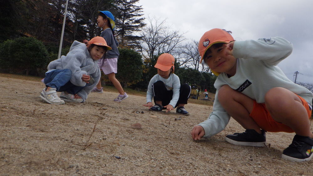宮崎公園で遊ぶ子ども (2)