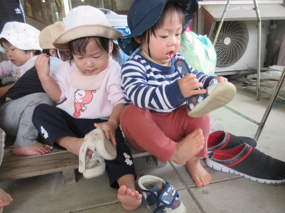 靴を履いている