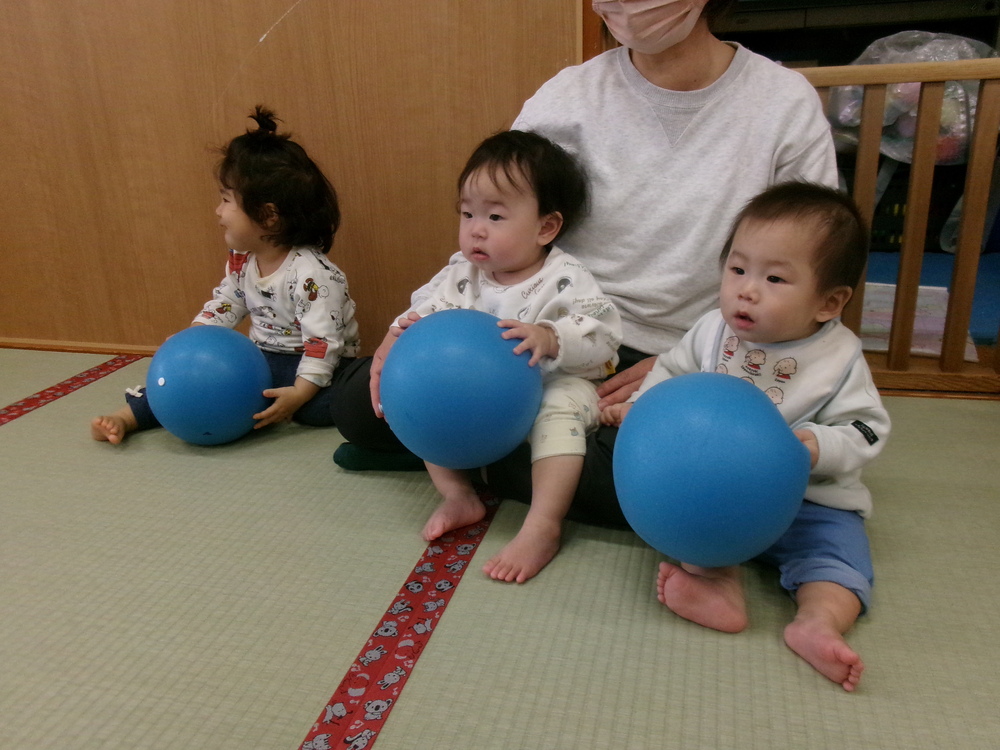 室内遊びの様子 (1)