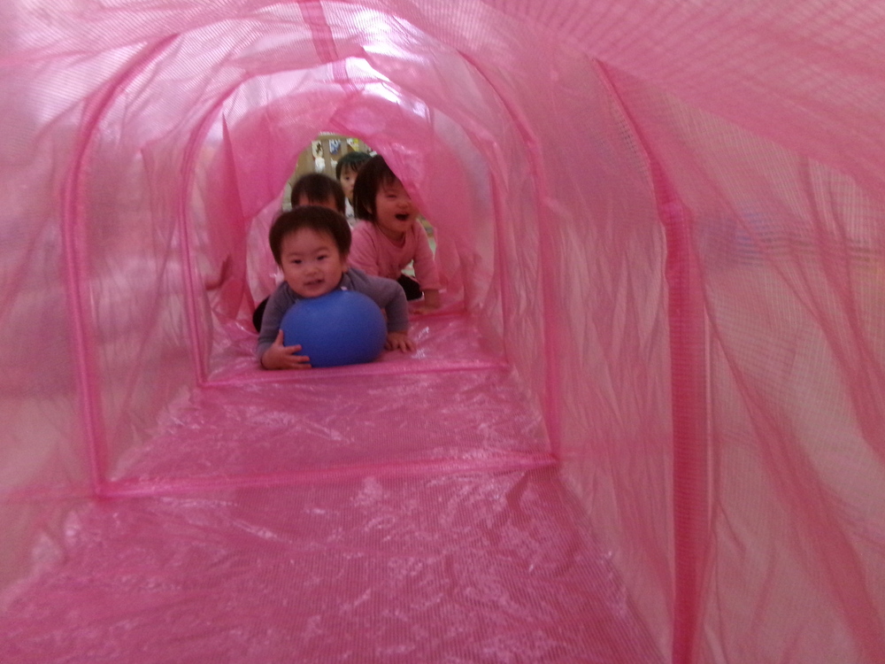 室内遊びの様子 (3)