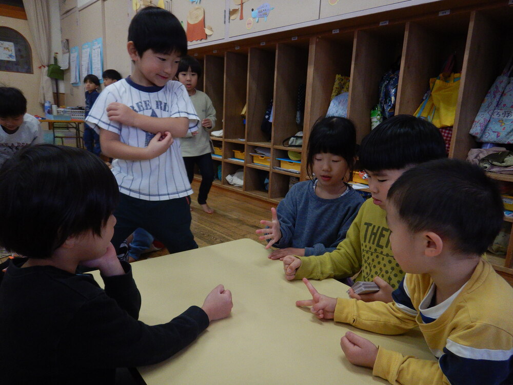 みんなでコーナー遊び (5)